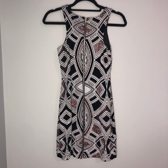 Mini HOCO dress. Very sparkly. Size 3 - Picture 2 of 2